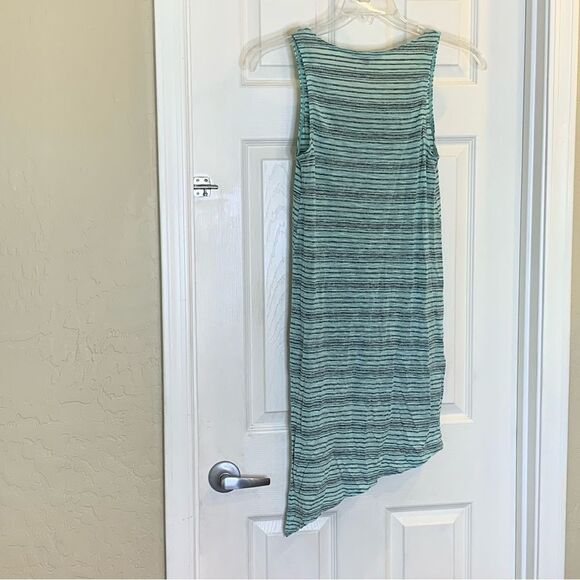 Saks Fifth Avenue Asymmetrical Tank Striped Size Medium - Picture 4 of 9